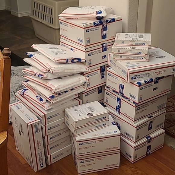 Authentic Designer Items @ Great Prices - Picture 9 of 9